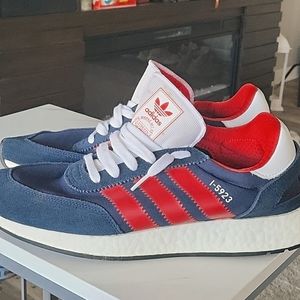 Addidas sneakers
